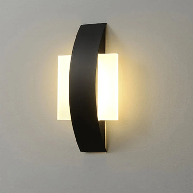 Acrylic Globe Wall Lamp – Square – Black
