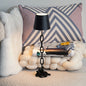 Cordless Chain-Link Table Lamp
