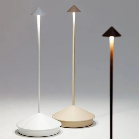 Cordless dimmable LED table lamp