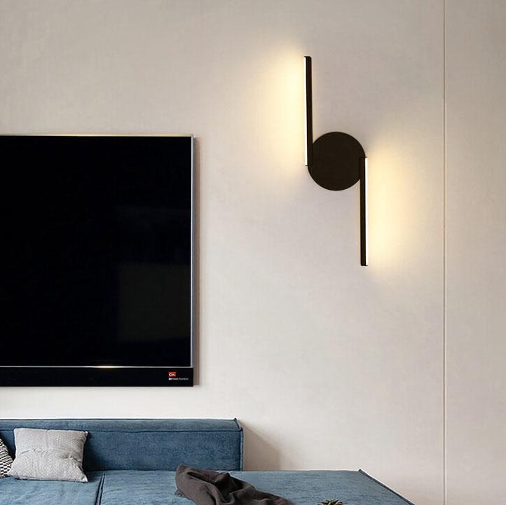 Curved Arc LED Wall Light – Black