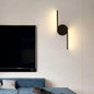 Curved Arc LED Wall Light – Black