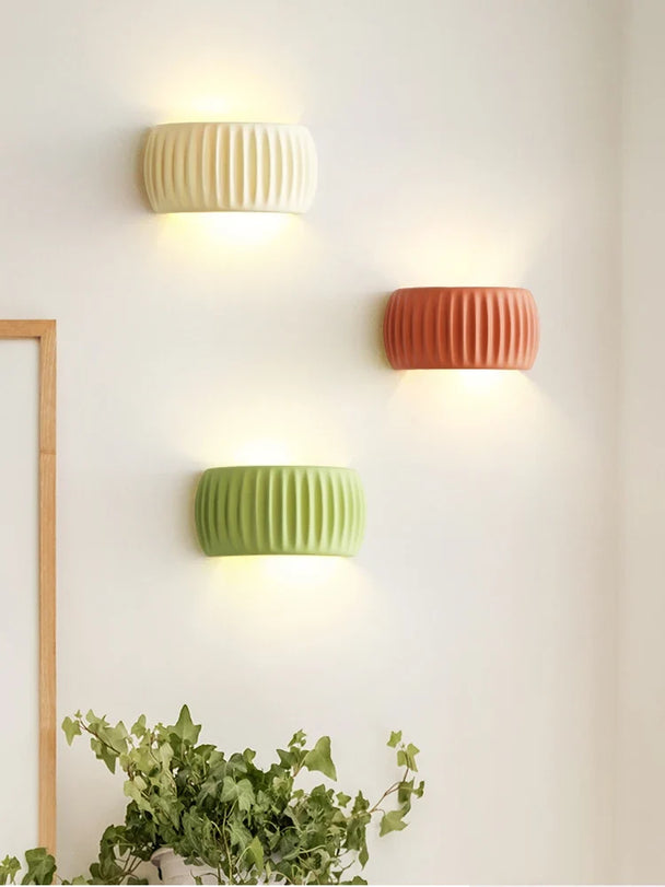 French-Style Textured Resin Wall Lamp