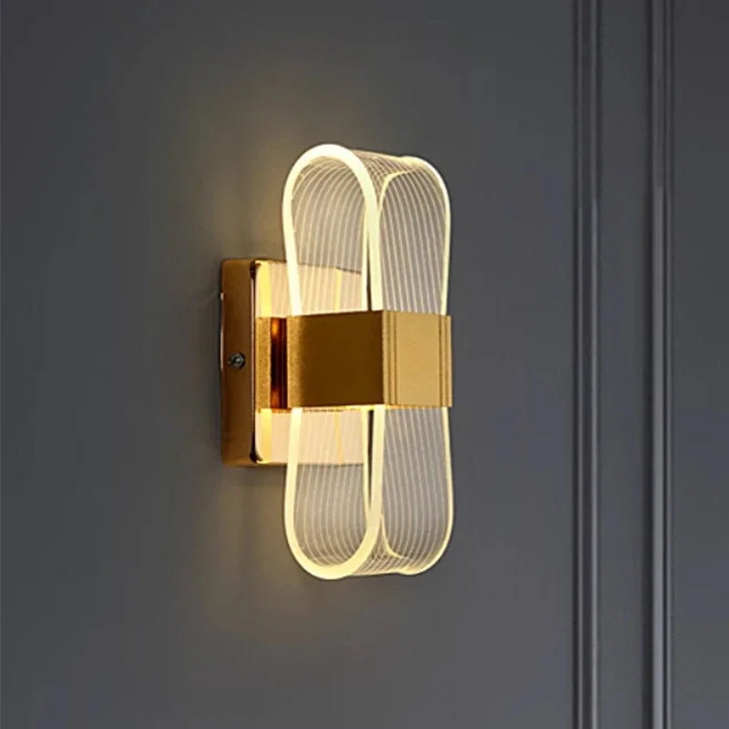 Gold Loop LED Wall Lamp