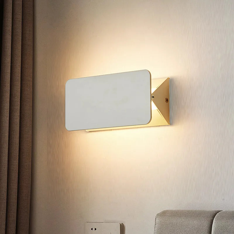 Minimalist Aluminium LED Bar Wall Light