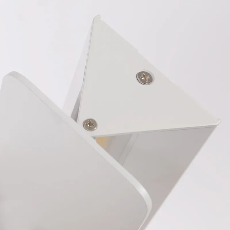 Minimalist Aluminium LED Bar Wall Light