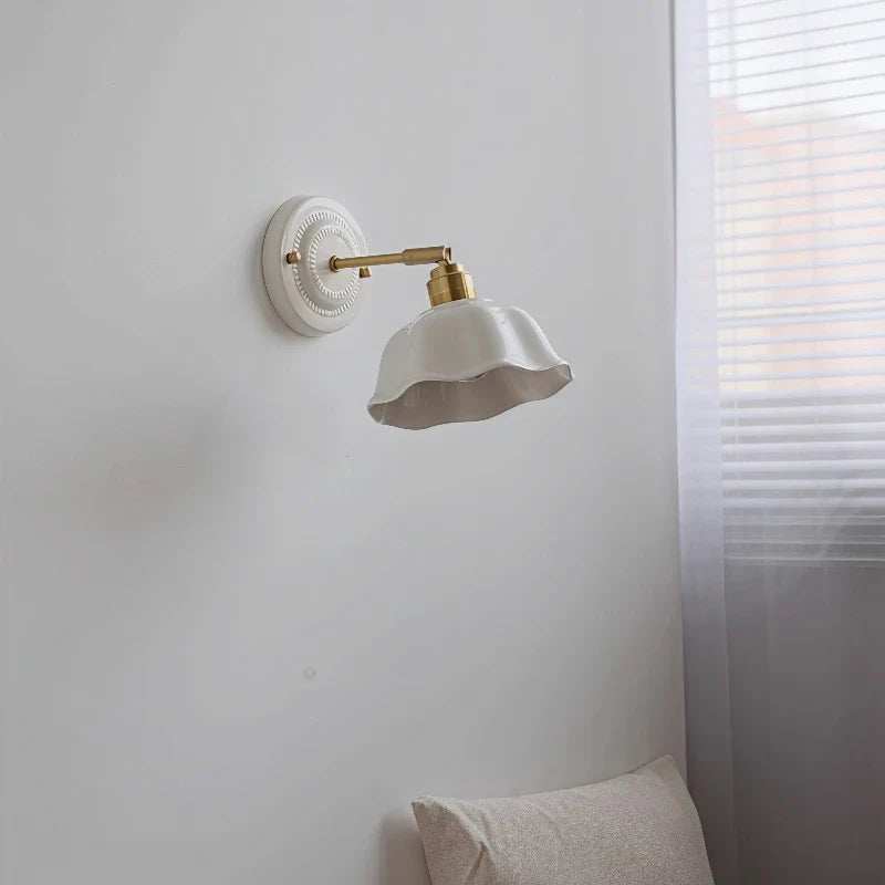 Cream Ceramic Wall Lamp – product photo