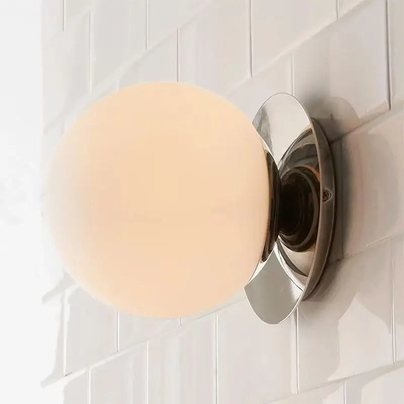 Glass Globe Wall Light – detail view