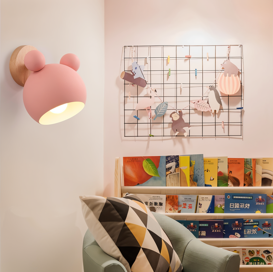 Playful Mouse Wall Lamp