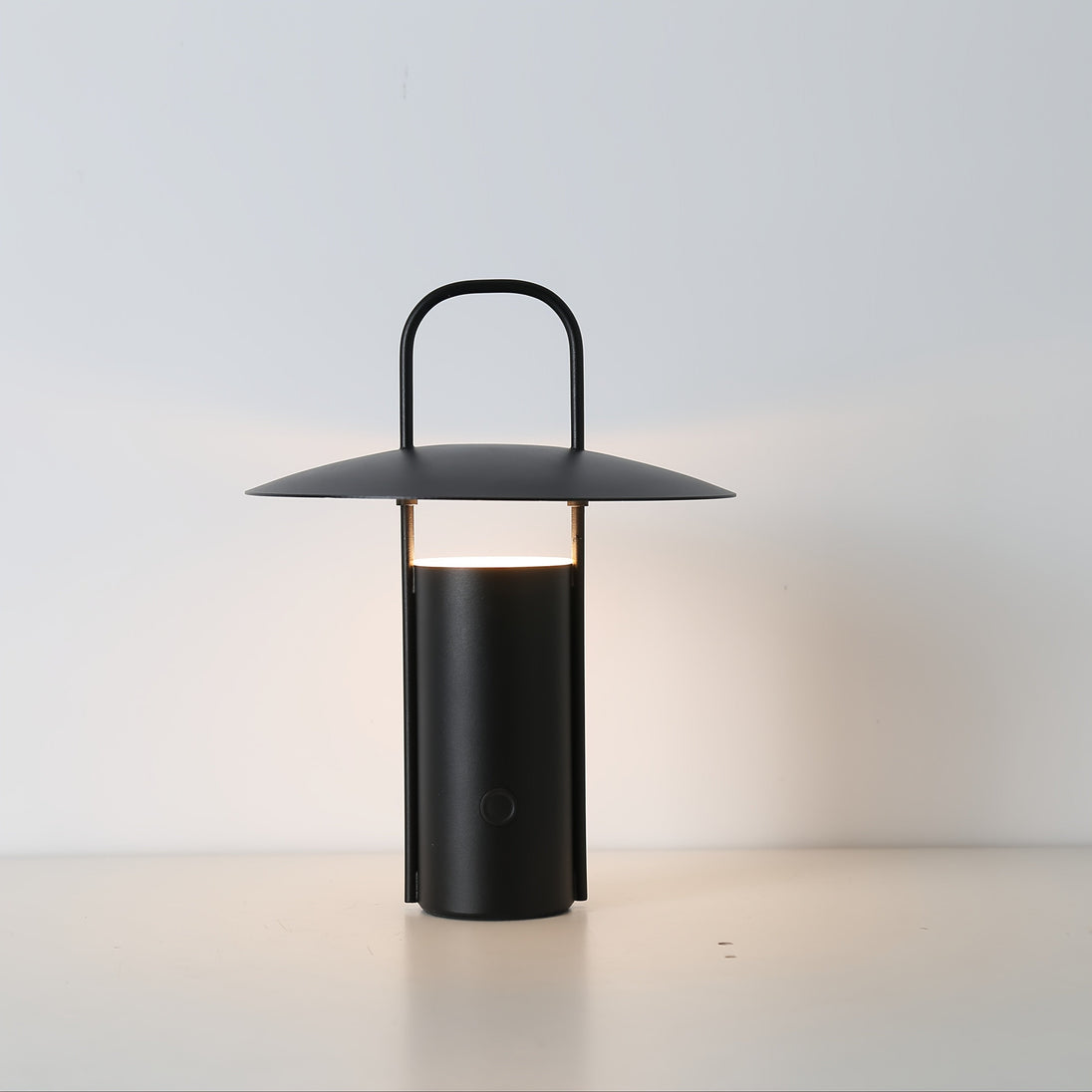Rechargeable Metal Dome Table Lamp in Black