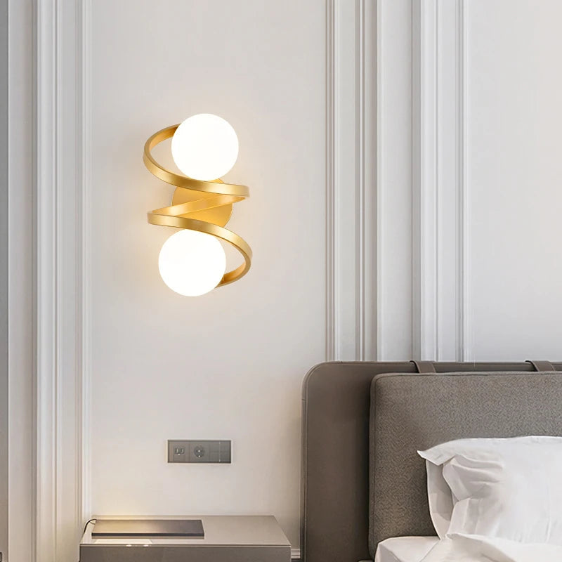 Spiral Band LED Wall Light – Gold – 2 Globes